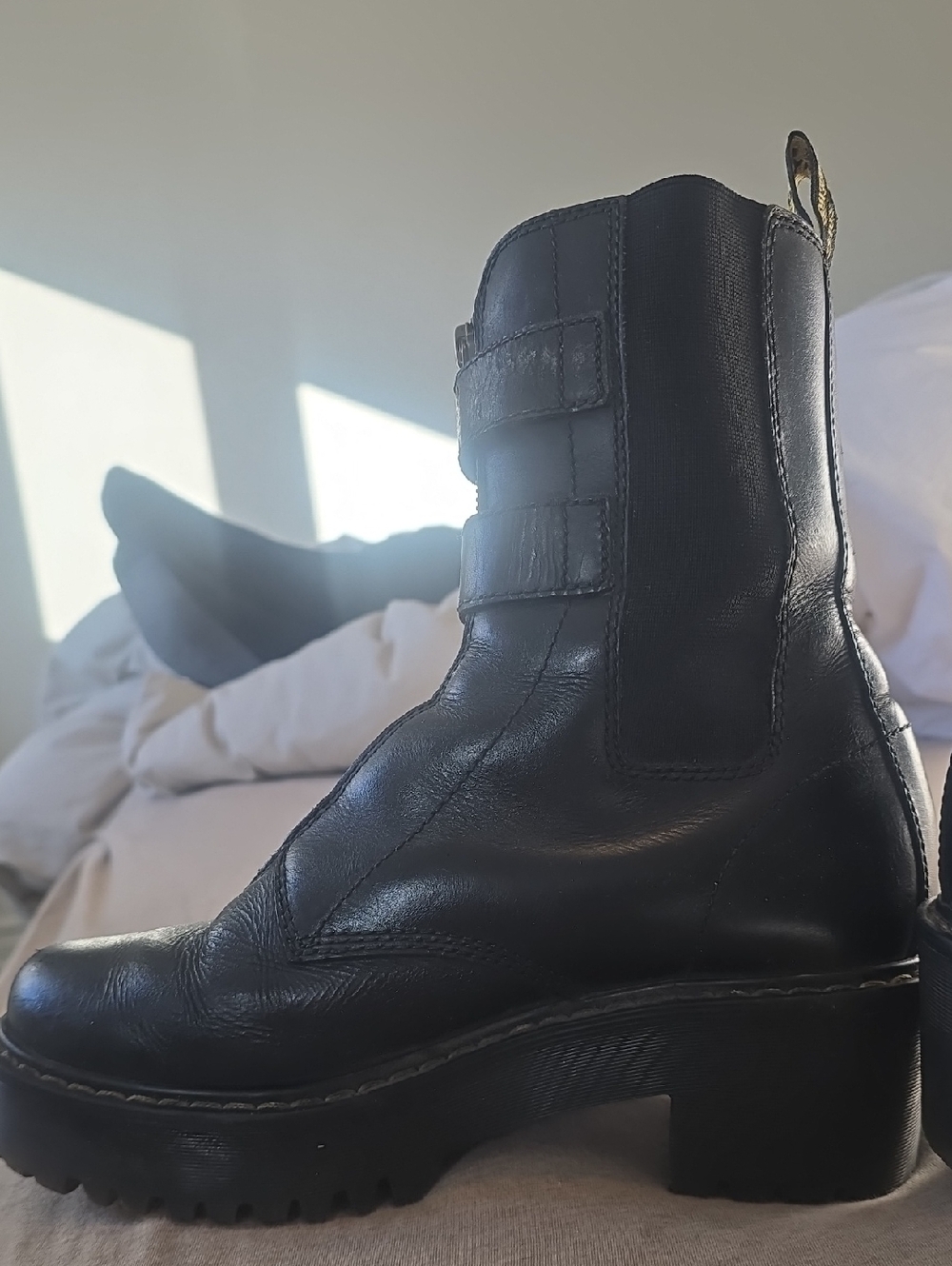 Dr Martens Tamela Women’s Black Leather Buckle Ankle Boots - Picture 8 of 10